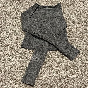 This is a workout T-shirt i bought from PINK. that’s super comfortable and cozy!